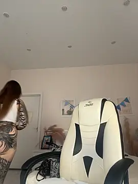 IvyHoney online show from September 2025 07:58:01 AM