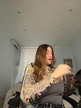 IvyHoney online show from October 2025 11:23:01 AM