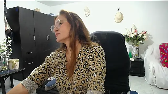 Snapshot of Xiimen chatting on February 2025 02:39:02 AM Xiimen online show from February 2025 02:39:02 AM