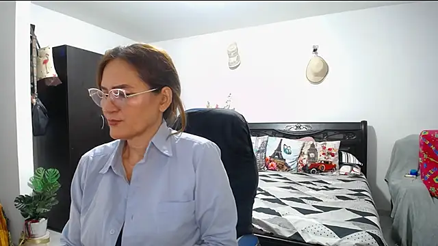 Snapshot of Xiimen chatting on February 2025 03:59:01 AM Xiimen online show from February 2025 03:59:01 AM