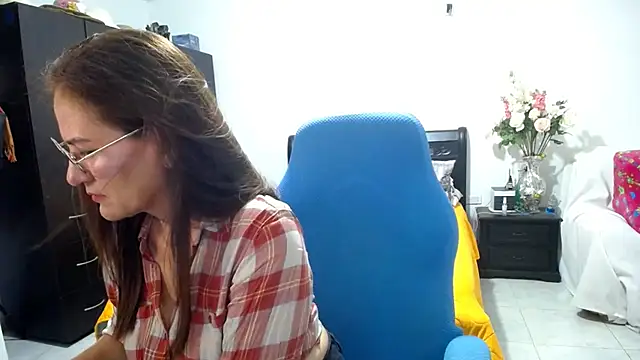 Snapshot of Xiimen chatting on October 2025 12:07:01 AM Xiimen online show from October 2025 12:07:01 AM