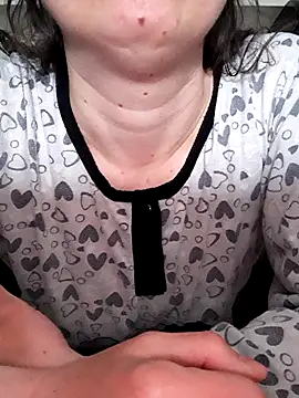 Snapshot of Moi_Lina chatting on October 2025 11:22:02 AM Moi Lina online show from October 2025 11:22:02 AM