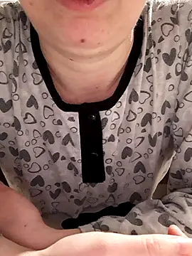 Snapshot of Moi_Lina chatting on February 2026 04:06:01 PM Moi Lina online show from February 2026 04:06:01 PM