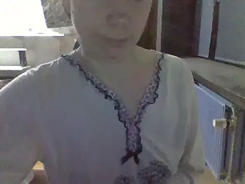 Snapshot of Moi_Lina chatting on January 2025 11:48:01 PM Moi Lina online show from January 2025 11:48:01 PM