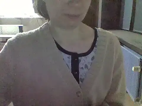 Snapshot of Moi_Lina chatting on February 2025 01:45:01 AM Moi Lina online show from February 2025 01:45:01 AM