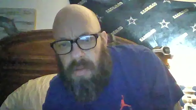 Snapshot of Erocksirlot@xh chatting on December 2025 03:47:01 PM Erocksirlotxh online show from December 2025 03:47:01 PM