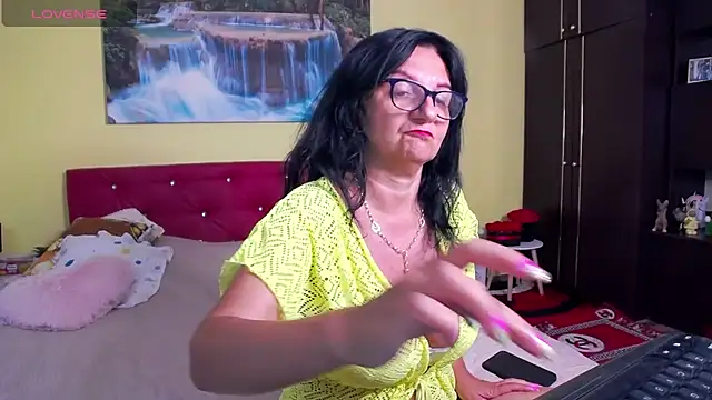 AlexaMorreno online show from July 2026 08:20:01 PM