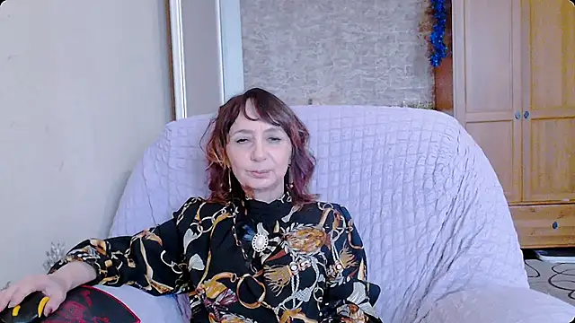 Snapshot of AnnieEltgant chatting on December 2024 07:04:02 AM AnnieEltgant online show from December 2024 07:04:02 AM