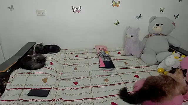 NataliEvans online show from April 2026 06:22:01 PM