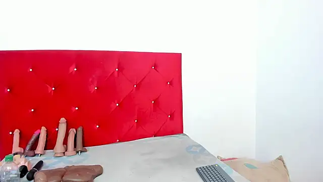 Daniik-big online show from March 2026 08:25:01 PM