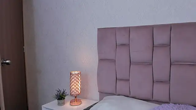 Mariana Joness online show from February 2026 03:39:01 AM