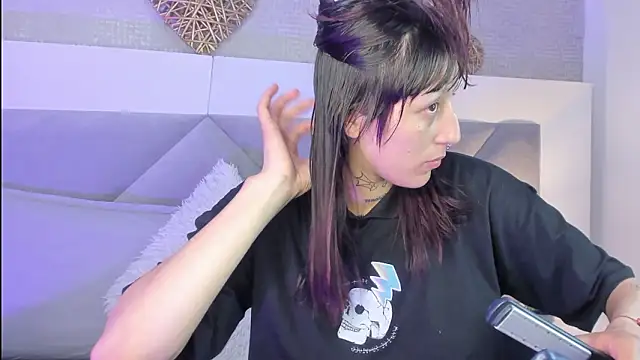 Mariana Joness online show from March 2026 02:52:01 AM