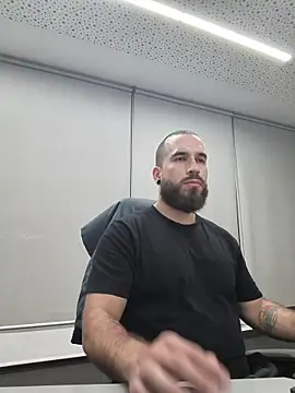 molok329 online show from January 2026 03:13:01 AM