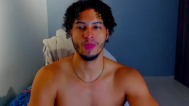 Kris Khalifa69 online show from January 2026 01:14:01 PM