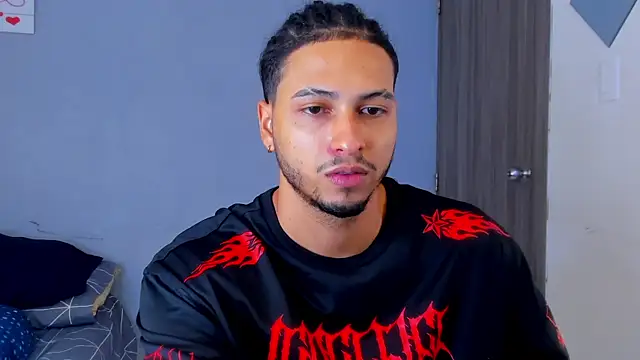 Kris Khalifa69 online show from March 2026 10:44:02 PM