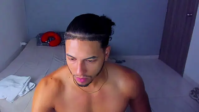 Kris Khalifa69 online show from January 2026 08:42:01 AM