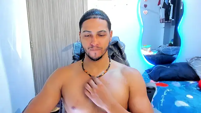 Kris Khalifa69 online show from April 2026 10:44:02 PM