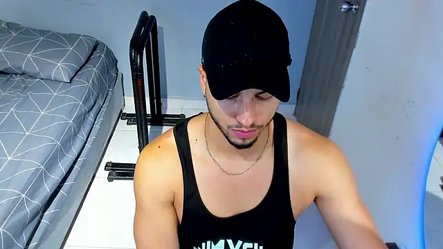 Kris Khalifa69 online show from April 2026 11:11:01 PM