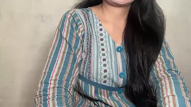 Snapshot of Chanchal--Navya chatting on October 2025 01:12:02 PM Chanchal--Navya online show from October 2025 01:12:02 PM