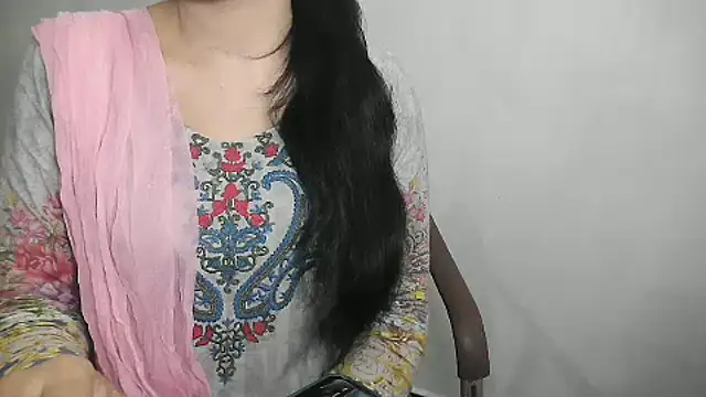 Snapshot of Chanchal--Navya chatting on September 2025 01:33:02 PM Chanchal--Navya online show from September 2025 01:33:02 PM