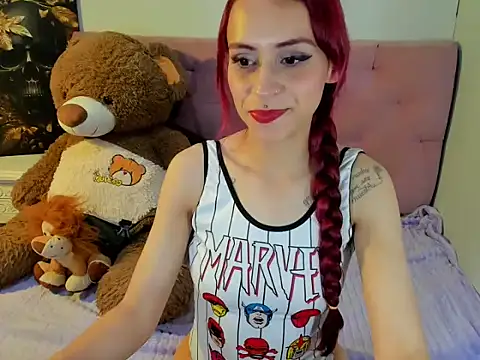 GiannaGoddes online show from October 2025 01:48:01 AM