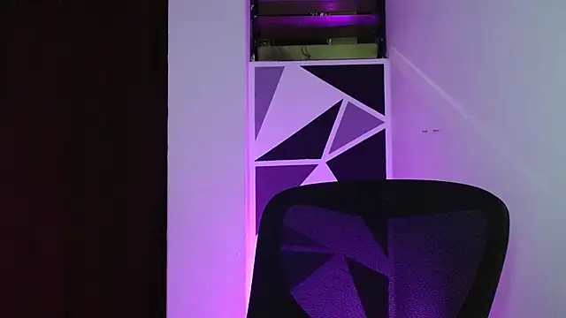 littlextreme online show from March 2025 09:48:02 AM