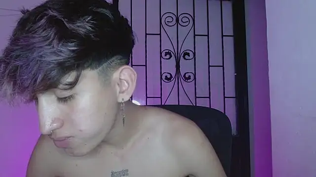 littlextreme online show from February 2025 11:55:02 PM