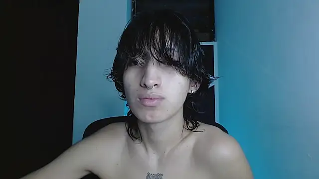 Snapshot of littlextreme chatting on June 2026 02:23:02 AM littlextreme online show from June 2026 02:23:02 AM