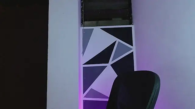 littlextreme online show from April 2026 12:23:01 AM