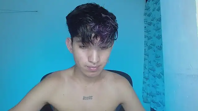 littlextreme online show from February 2025 05:11:02 AM