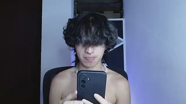 littlextreme online show from April 2026 03:19:01 AM