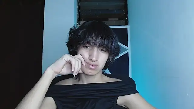 littlextreme online show from May 2026 01:53:01 AM