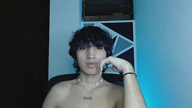 littlextreme online show from February 2026 01:17:01 AM