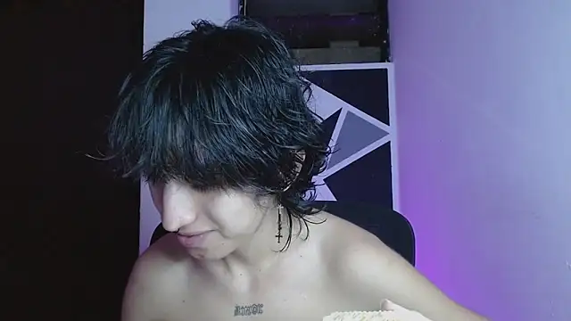 littlextreme online show from April 2026 03:24:01 AM