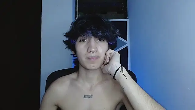 littlextreme online show from February 2026 01:06:02 AM