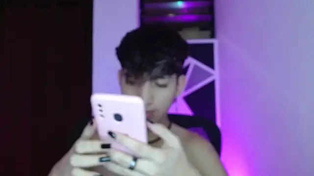 littlextreme online show from March 2025 12:30:01 AM