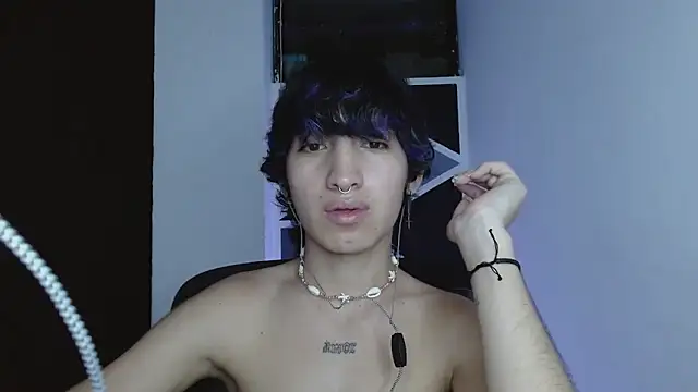 littlextreme online show from February 2026 06:46:01 AM