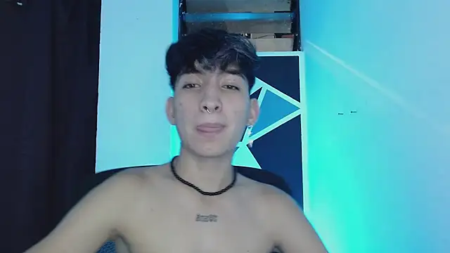 littlextreme online show from March 2025 01:16:01 AM