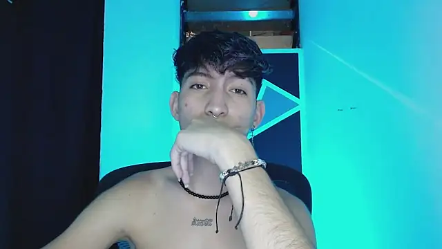 littlextreme online show from March 2025 04:07:01 AM