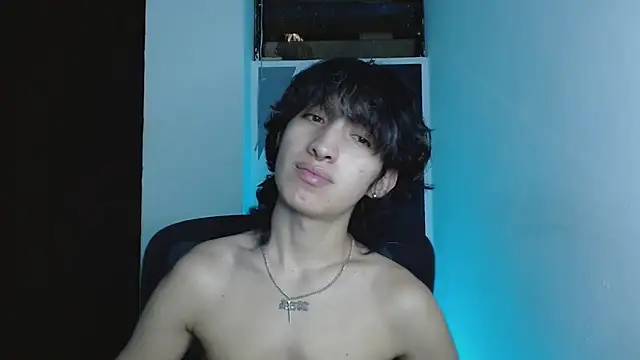 Snapshot of littlextreme chatting on June 2026 01:54:02 AM littlextreme online show from June 2026 01:54:02 AM