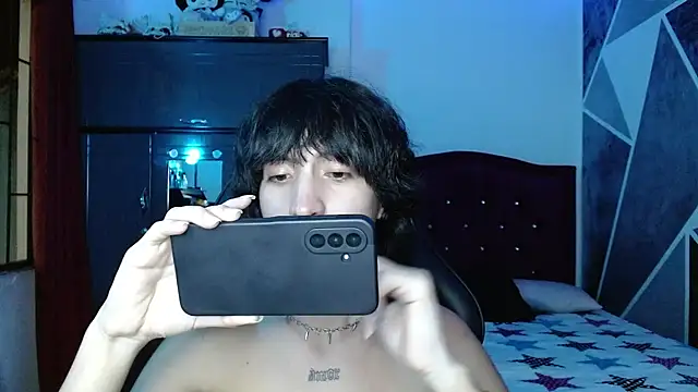 Snapshot of littlextreme chatting on July 2026 02:13:02 AM littlextreme online show from July 2026 02:13:02 AM