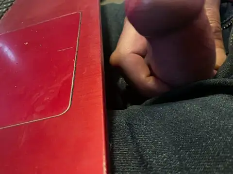 Snapshot of juicyprecumboy chatting on December 2024 03:36:02 PM juicyprecumboy online show from December 2024 03:36:02 PM