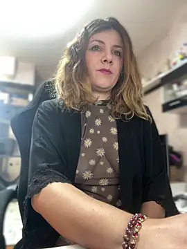 Snapshot of DaisyVibesss chatting on January 2025 08:40:02 AM DaisyVibesss online show from January 2025 08:40:02 AM