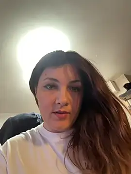 DaisyVibesss online show from January 2026 11:28:01 AM