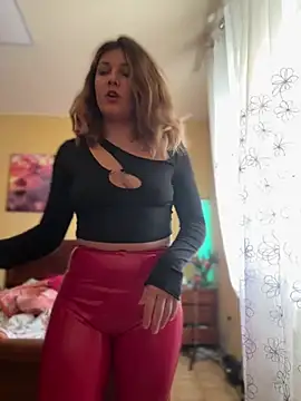 Snapshot of DaisyVibesss chatting on January 2025 12:01:02 PM DaisyVibesss online show from January 2025 12:01:02 PM