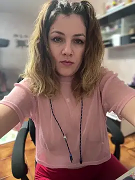 Snapshot of DaisyVibesss chatting on January 2025 08:54:02 AM DaisyVibesss online show from January 2025 08:54:02 AM