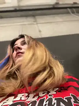 Snapshot of DaisyVibesss chatting on March 2025 10:46:01 AM DaisyVibesss online show from March 2025 10:46:01 AM