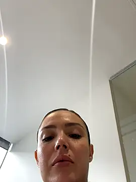 brianna 196 online show from September 2025 08:49:01 PM