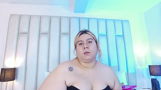 Snapshot of aandreaperez chatting on March 2026 11:37:02 AM aandreaperez online show from March 2026 11:37:02 AM