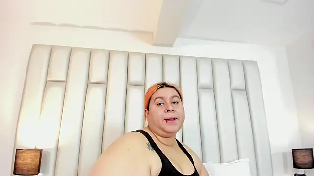 aandreaperez online show from October 2025 11:40:02 AM